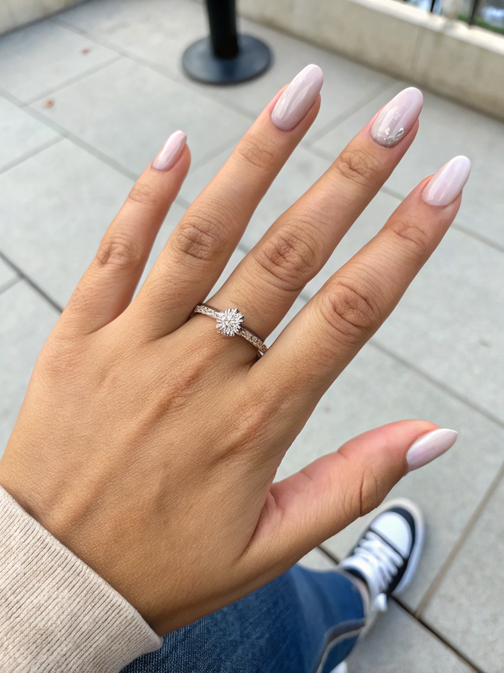 What Finger Does A Promise Ring Go On? How To Wear It